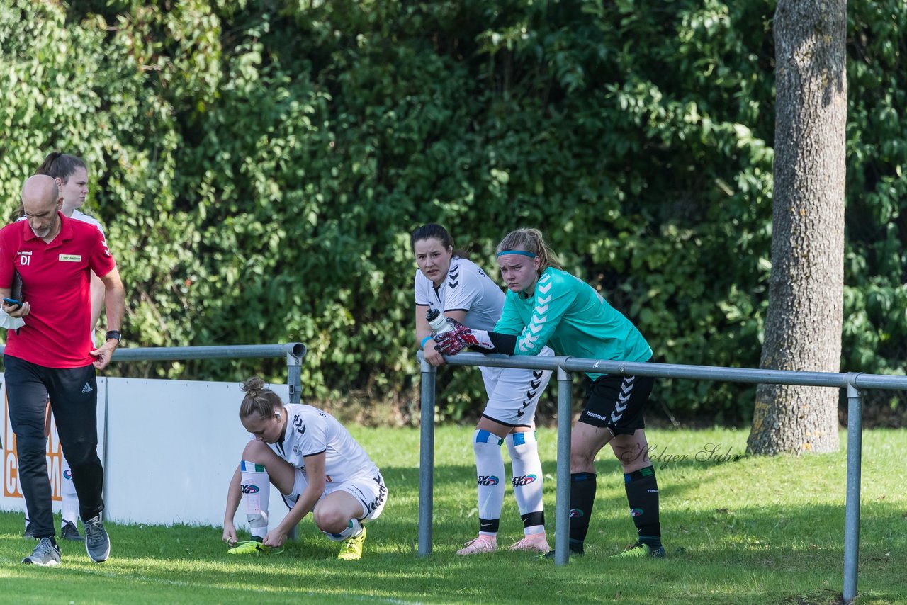 Bild 143 - F SV Henstedt Ulzburg II - SSC Hagen Ahrensburg : Ergebnis: 0:4